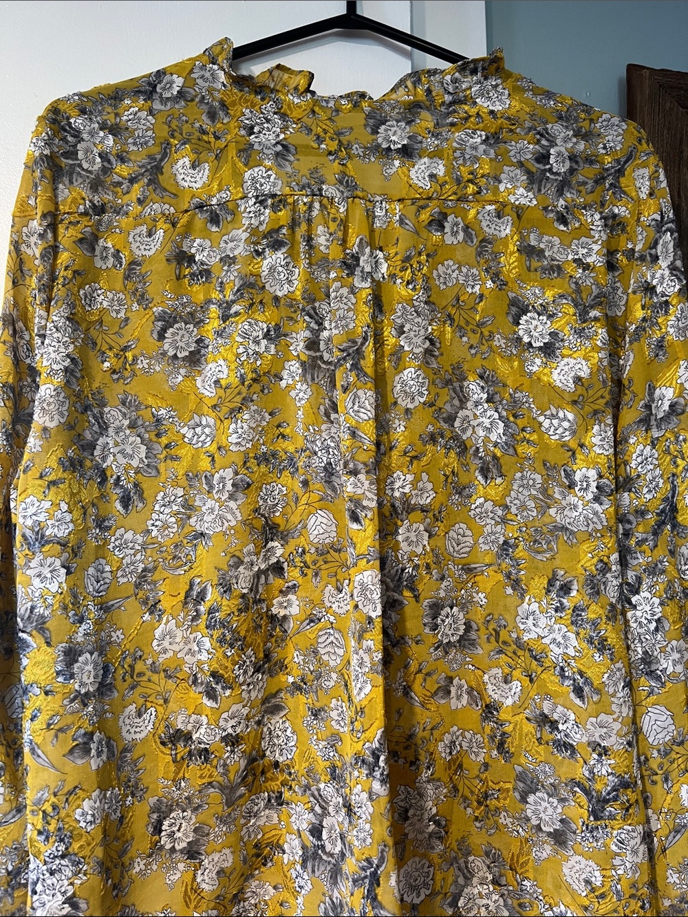 Zara Ruffled Top - Picture 4 of 10
